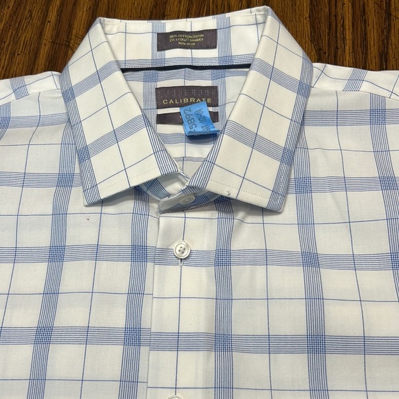 Calibrate Trim Fit Size 17 Button Down Dress Shirt - Picture 4 of 6